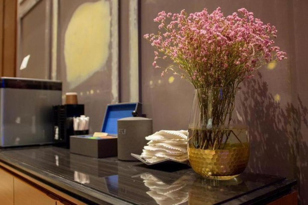 Yitel Premium Zhongshan Park 4*